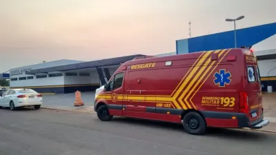 Imagem da notícia Irmãs ficam feridas após colisão causada por homem empinando moto em São Gabriel do Oeste; Autor fugiu do local